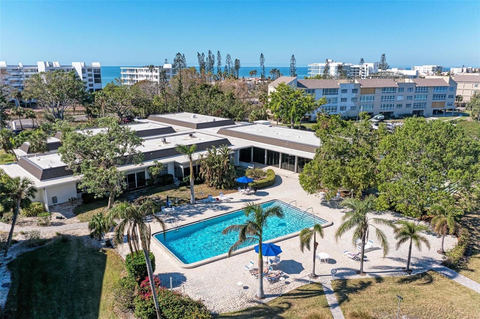 4370 CHATHAM DR #104, LONGBOAT KEY, FL, 34228