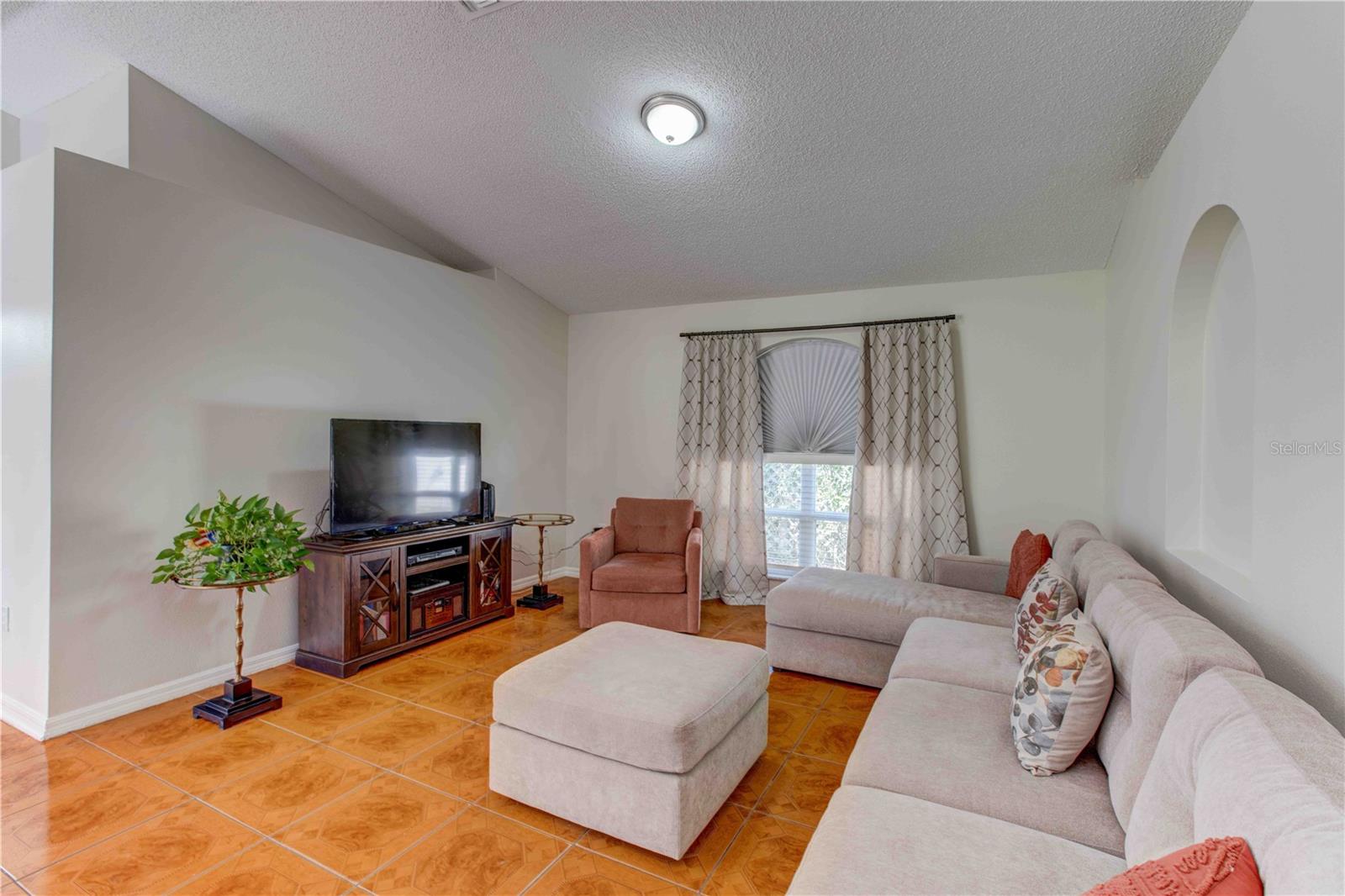 762 TOULON DR, KISSIMMEE, FL, 34759