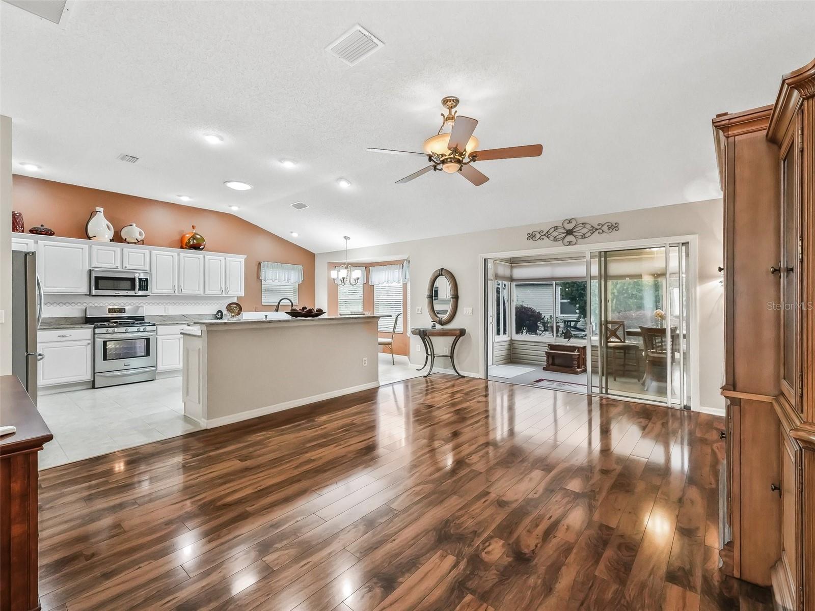 1315 GREENVILLE WAY, THE VILLAGES, FL, 32162