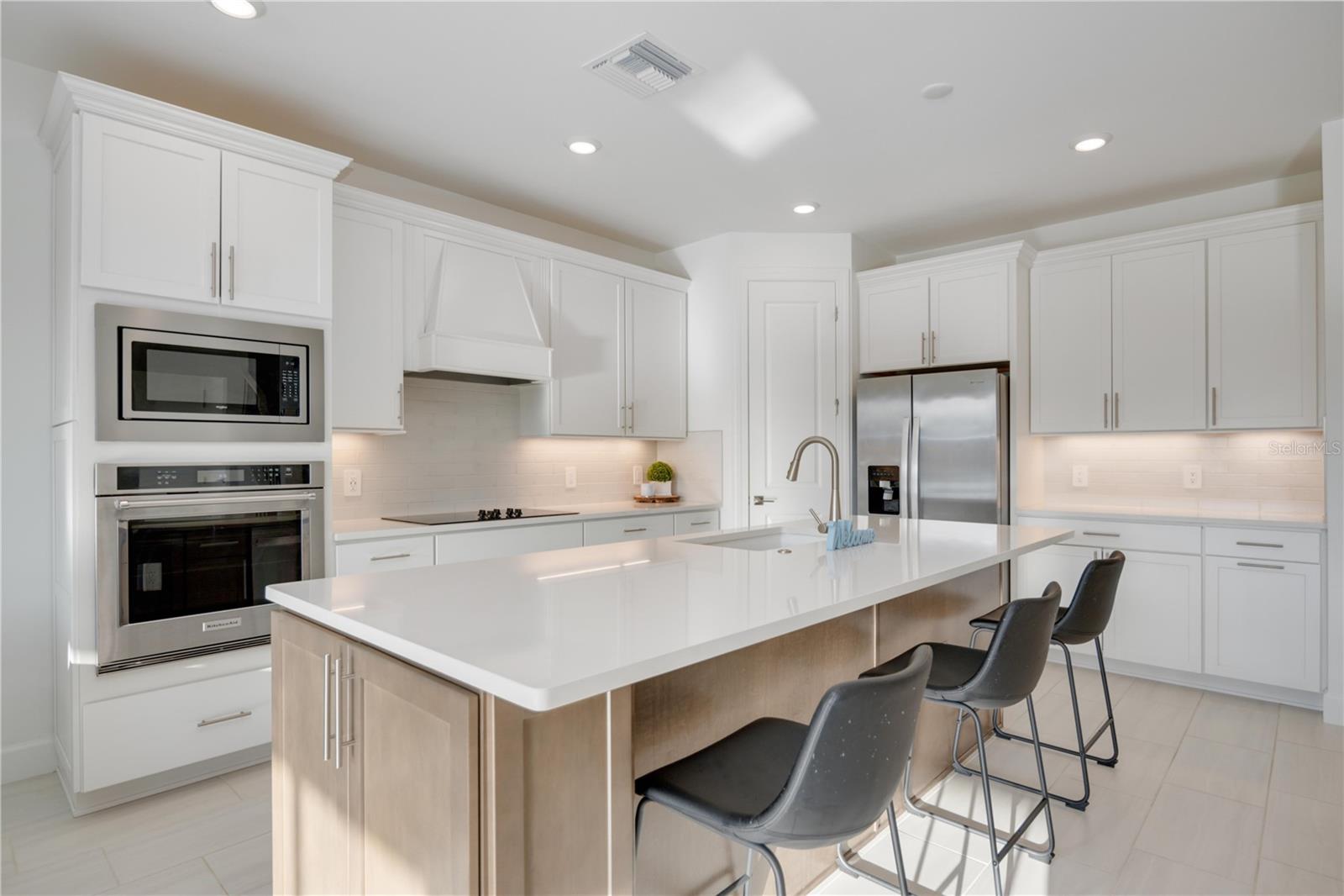 16304 HIDDEN OAK LOOP, BRADENTON, FL, 34211