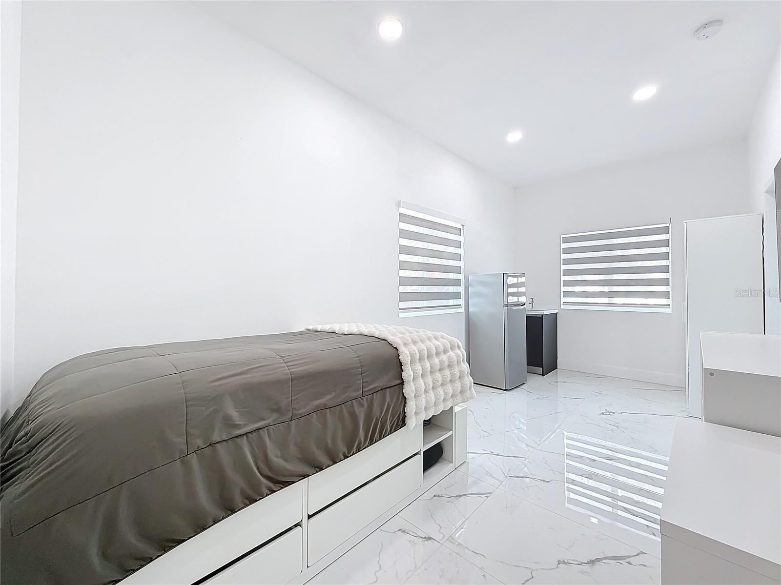 2356 SW 11TH ST, MIAMI, FL, 33135