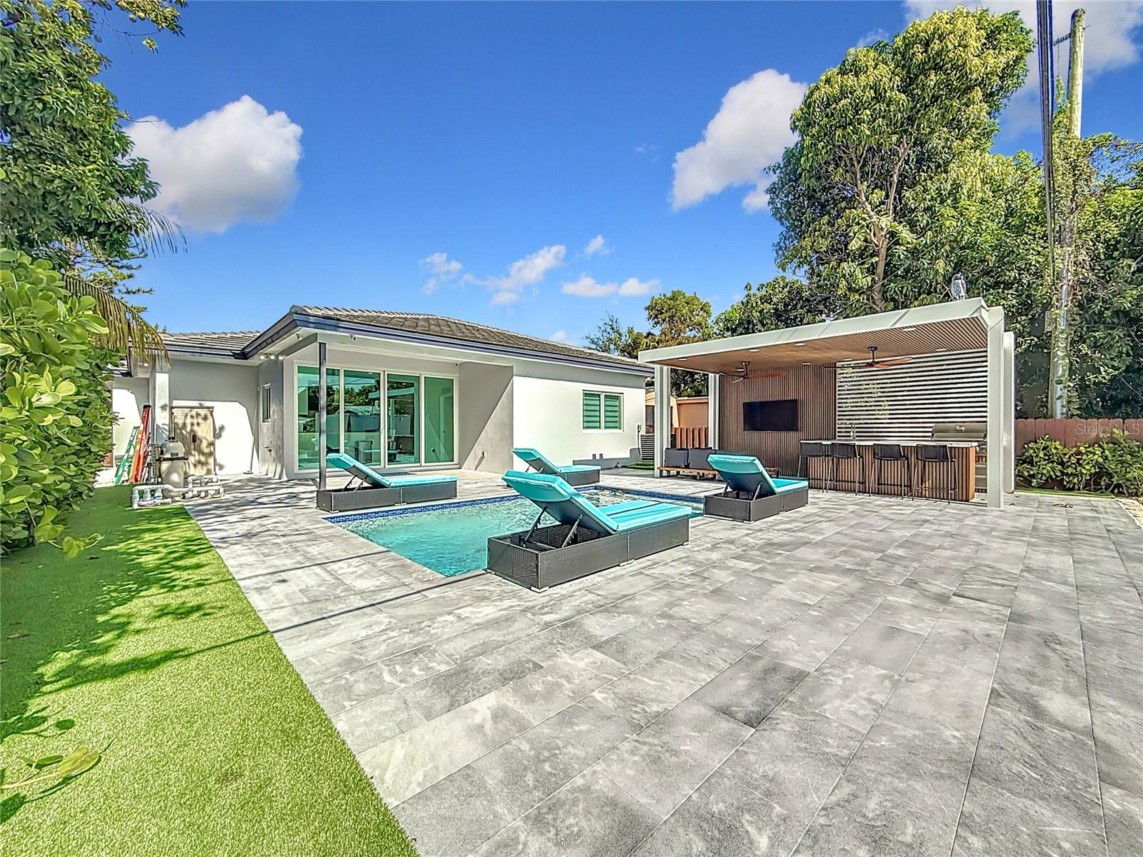 2356 SW 11TH ST, MIAMI, FL, 33135