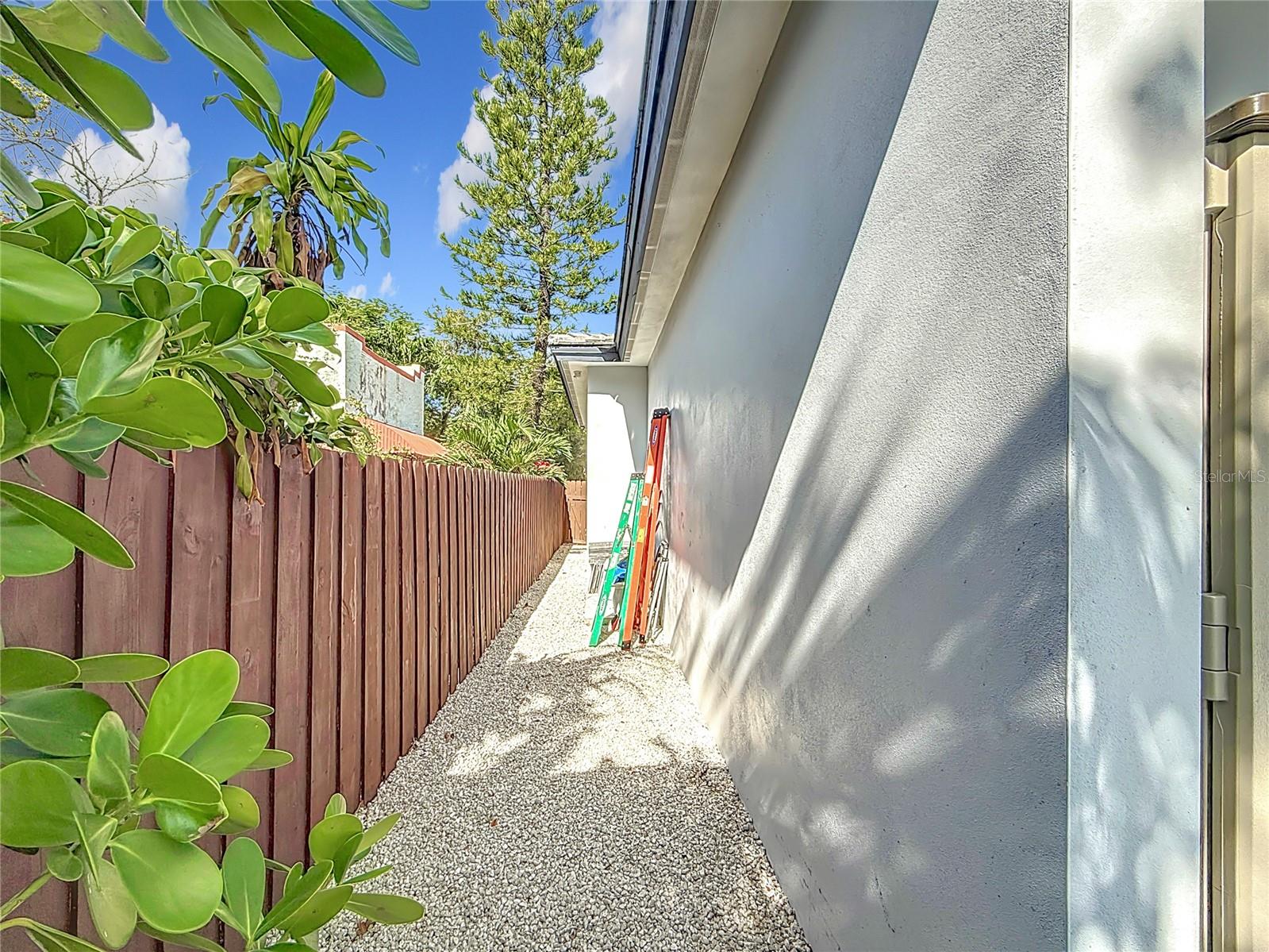 2356 SW 11TH ST, MIAMI, FL, 33135