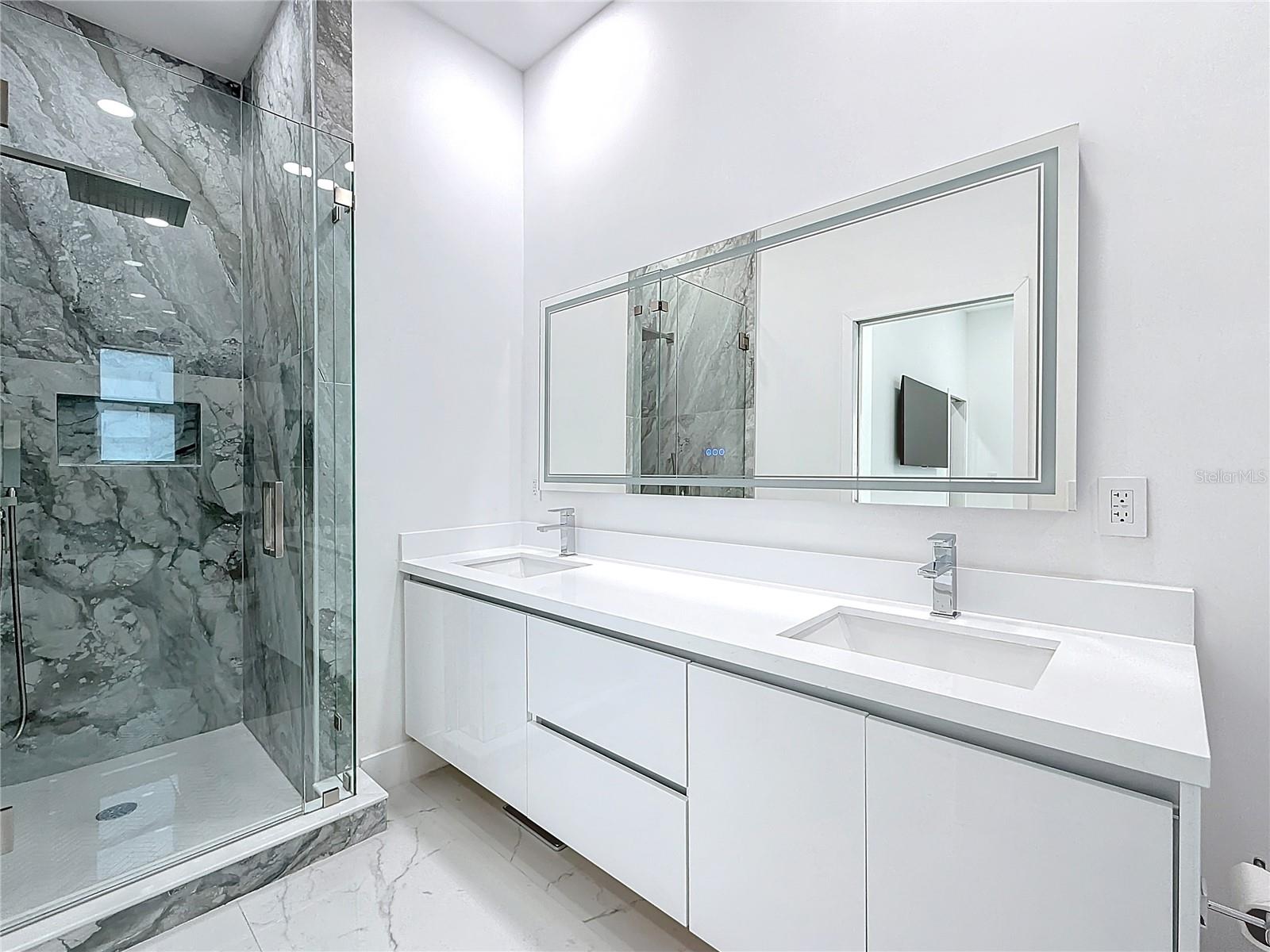 2356 SW 11TH ST, MIAMI, FL, 33135