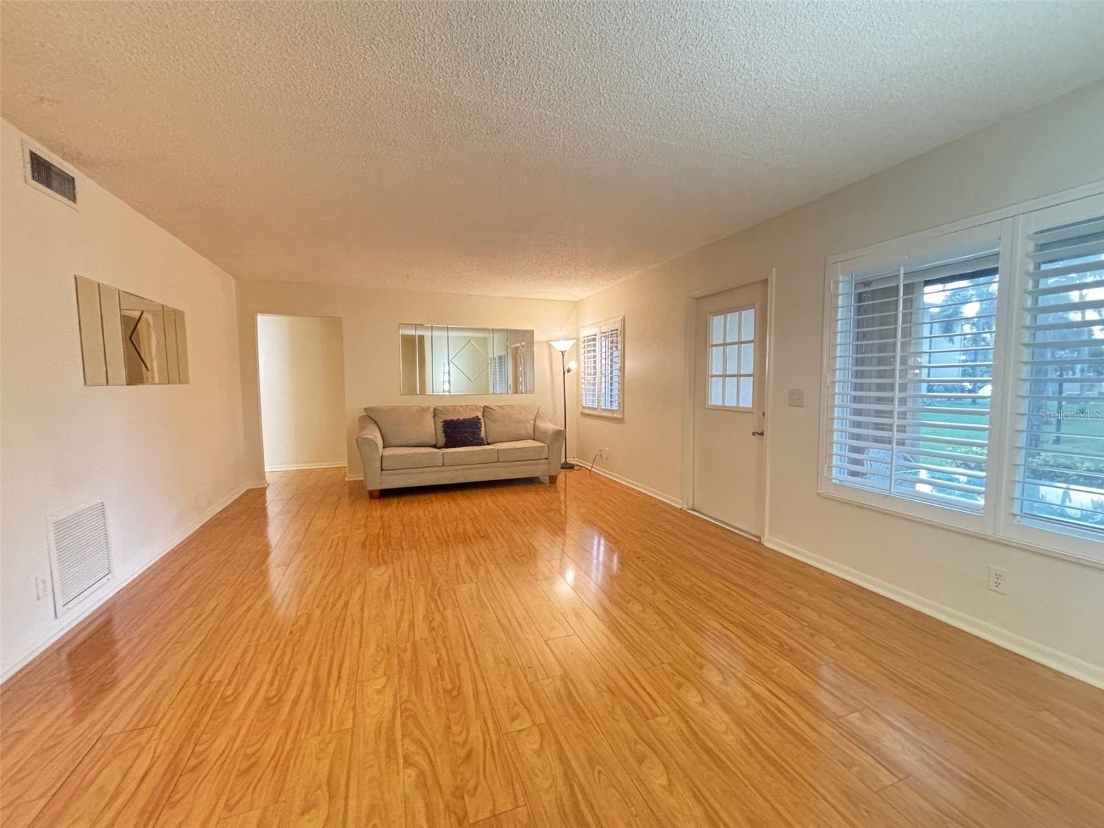 332 PINE RIDGE CIR #B1, GREENACRES, FL, 33463