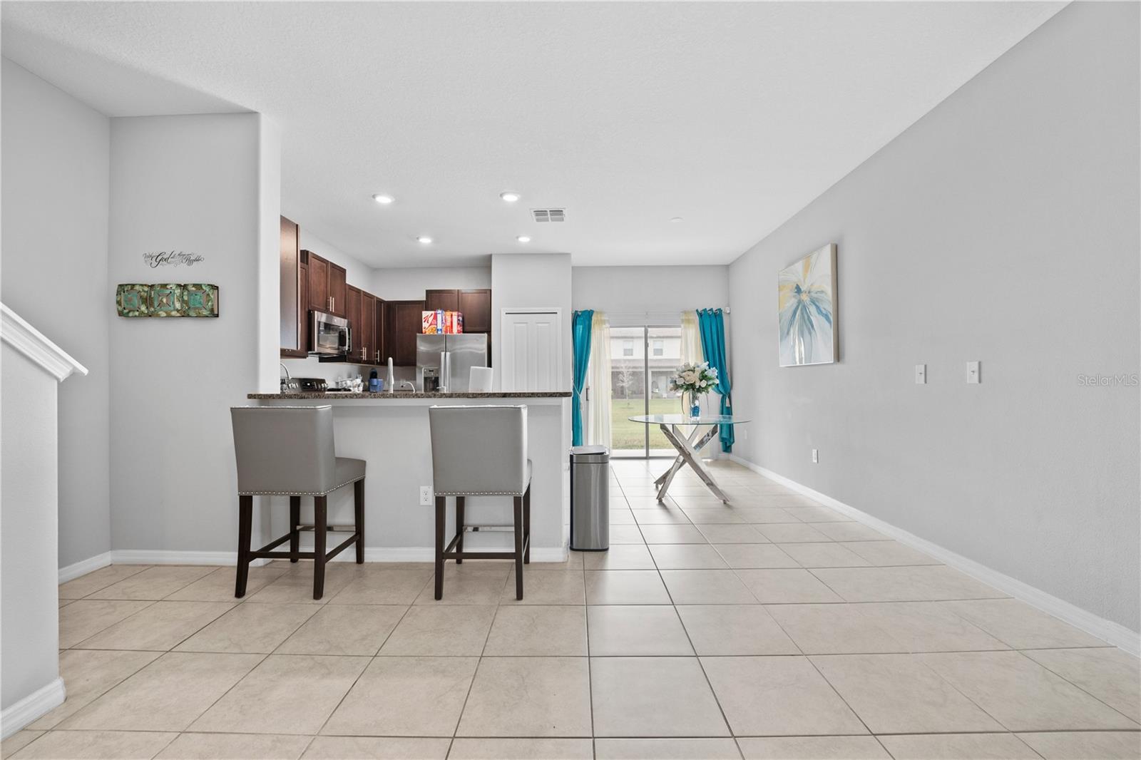 9709 PEMBROOKE PINES DR, SUN CITY CENTER, FL, 33573