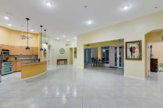 1115 SIGNATURE DR, SUN CITY CENTER, FL, 33573