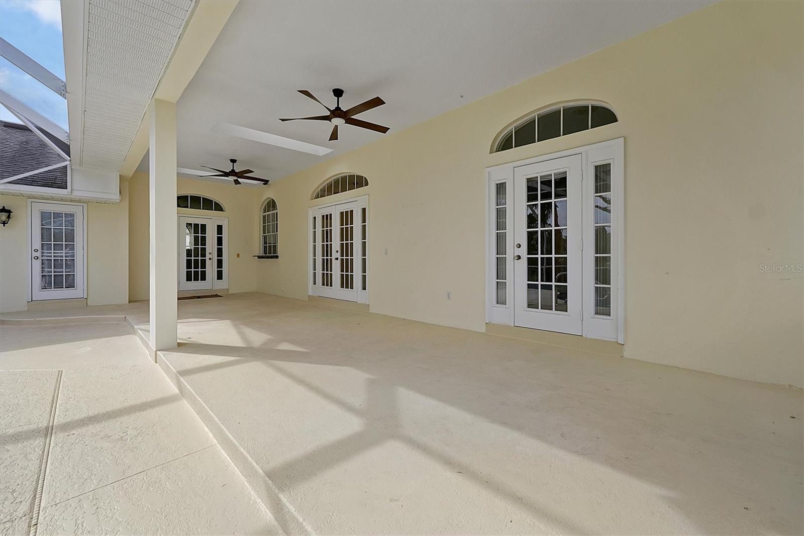 349 PLANTATION CLUB DR, DEBARY, FL, 32713