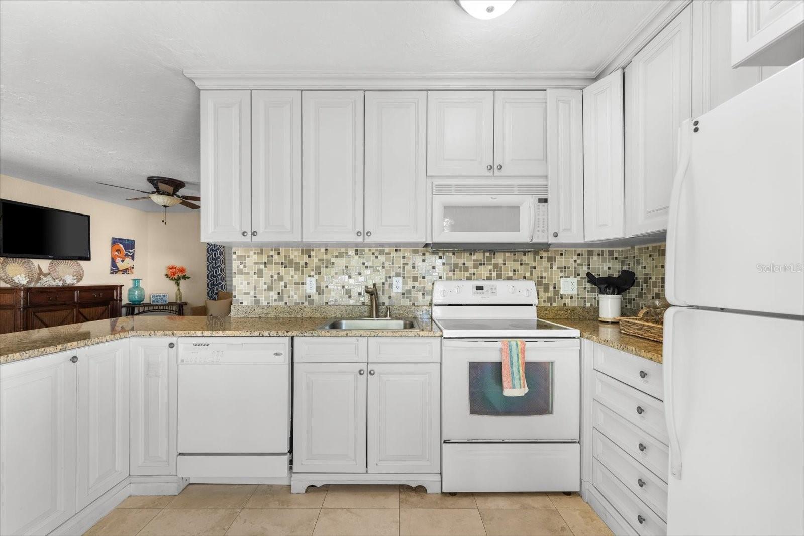 6451 ELMWOOD AVE #H, SARASOTA, FL, 34231