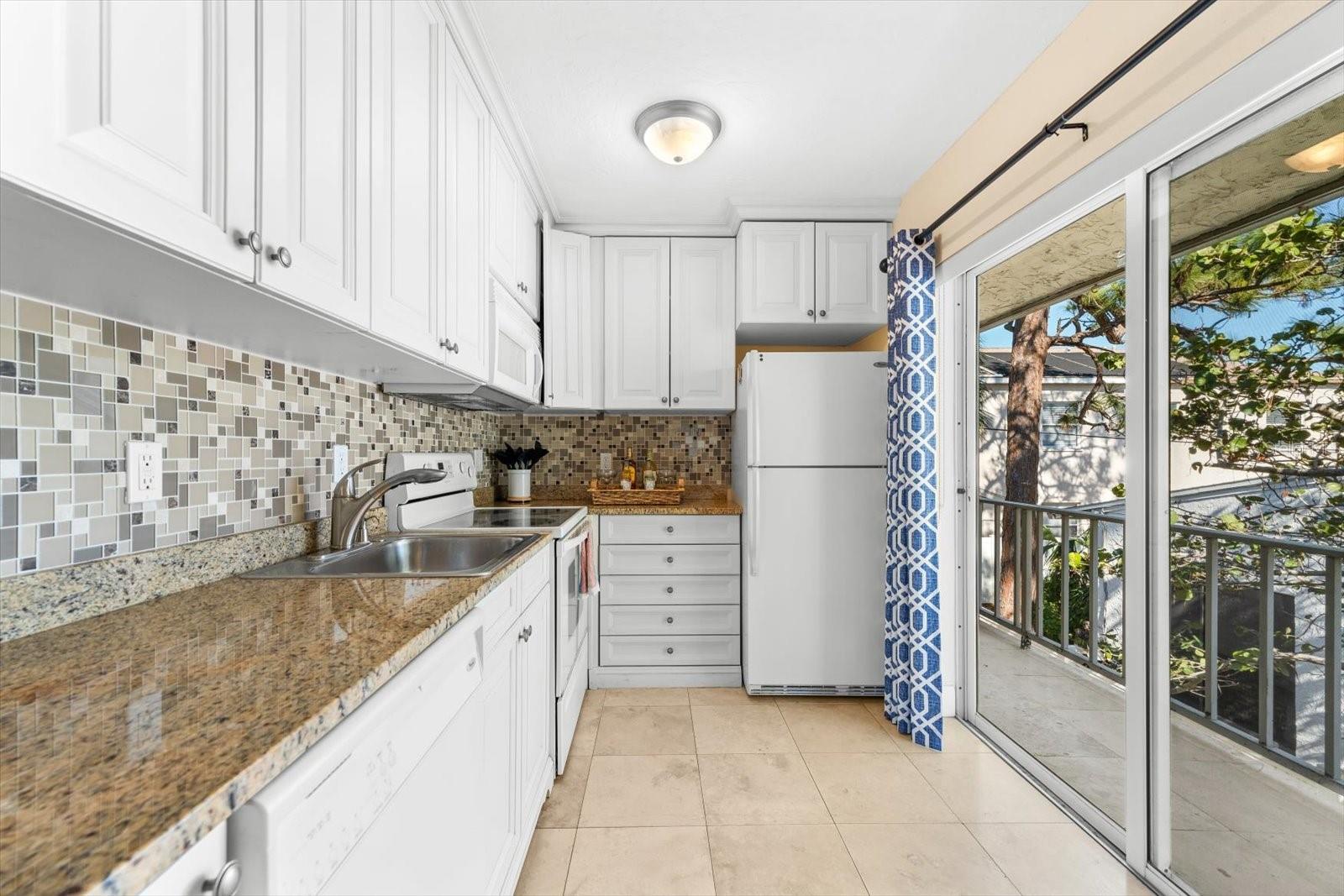 6451 ELMWOOD AVE #H, SARASOTA, FL, 34231