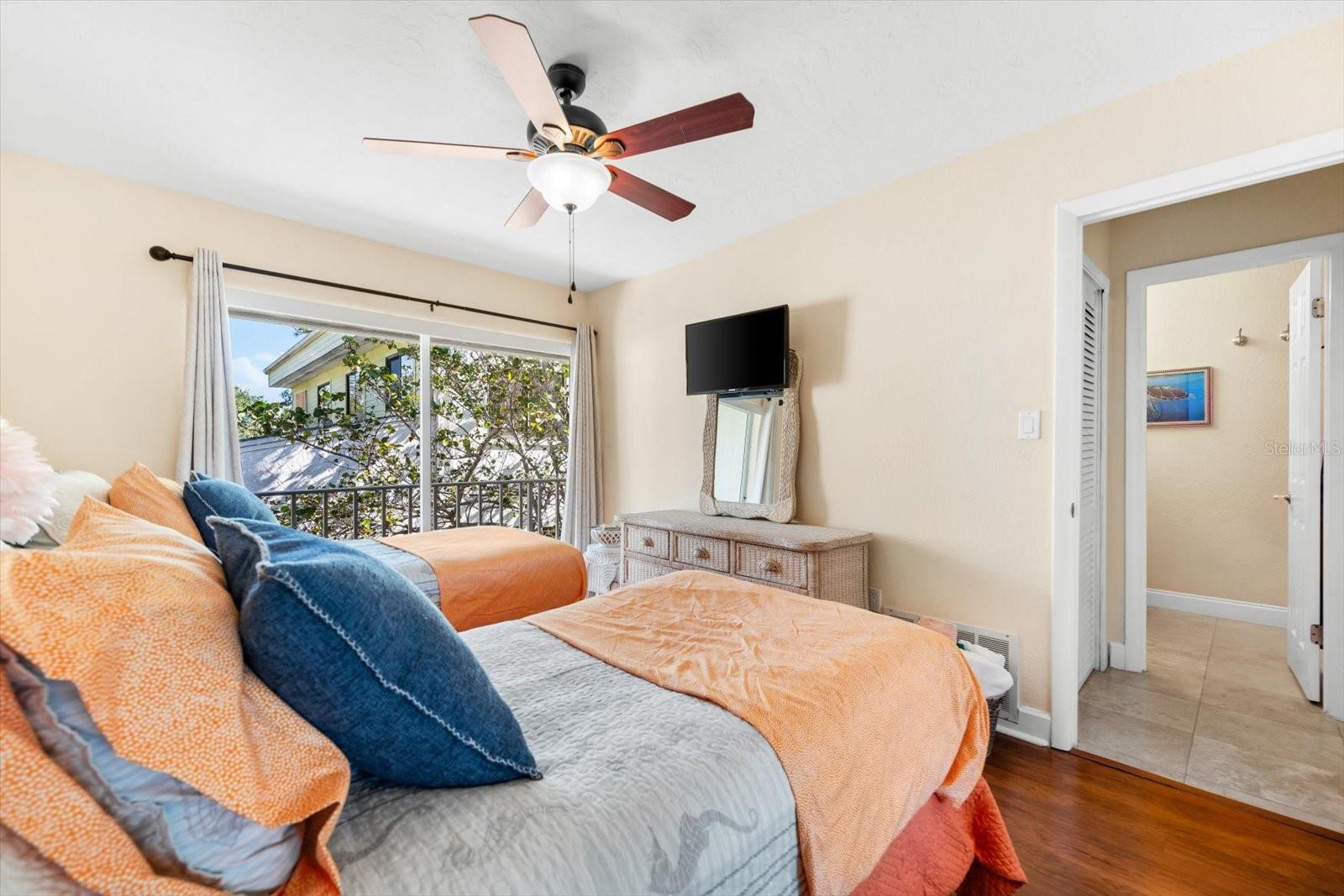 6451 ELMWOOD AVE #H, SARASOTA, FL, 34231