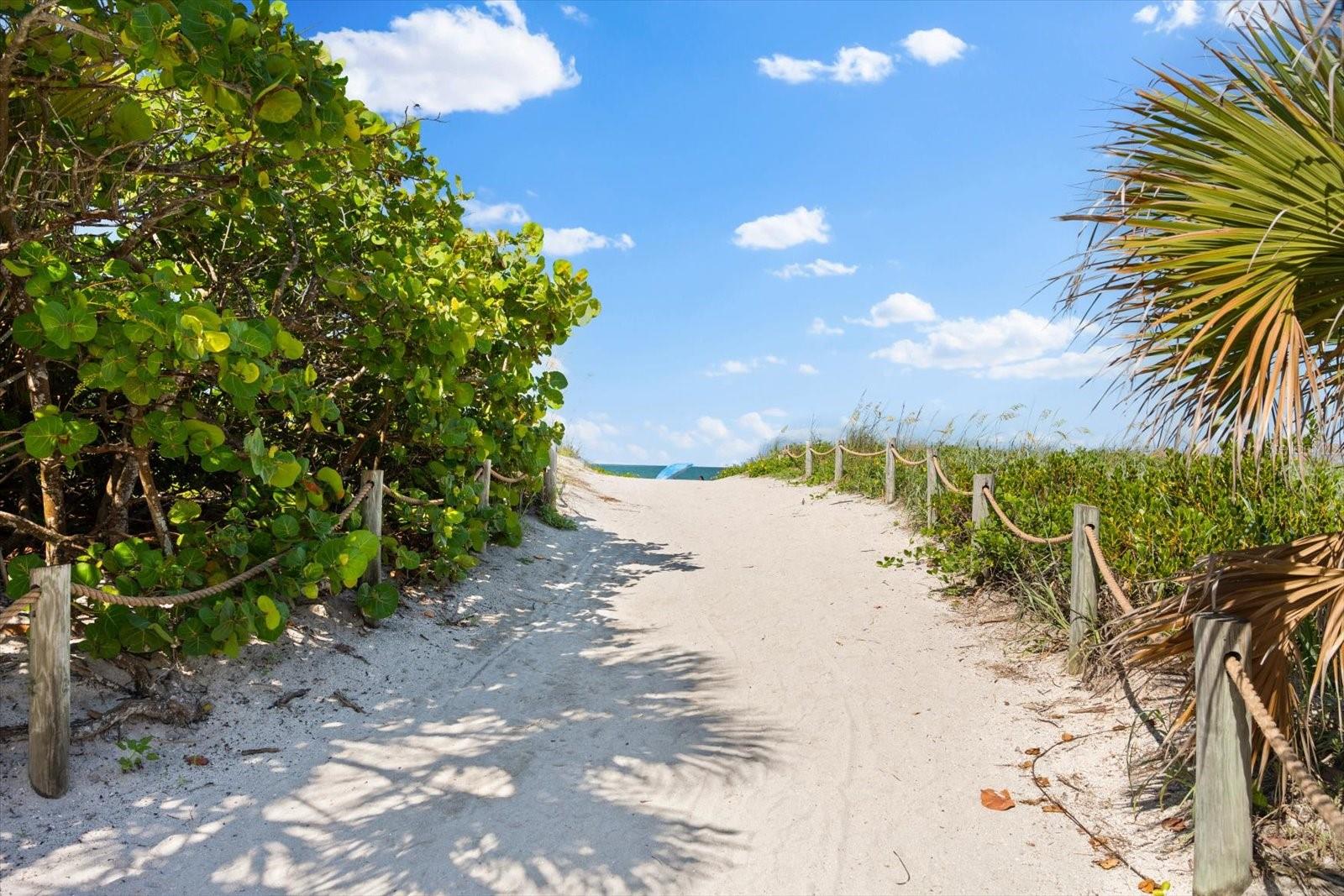 6451 ELMWOOD AVE #H, SARASOTA, FL, 34231