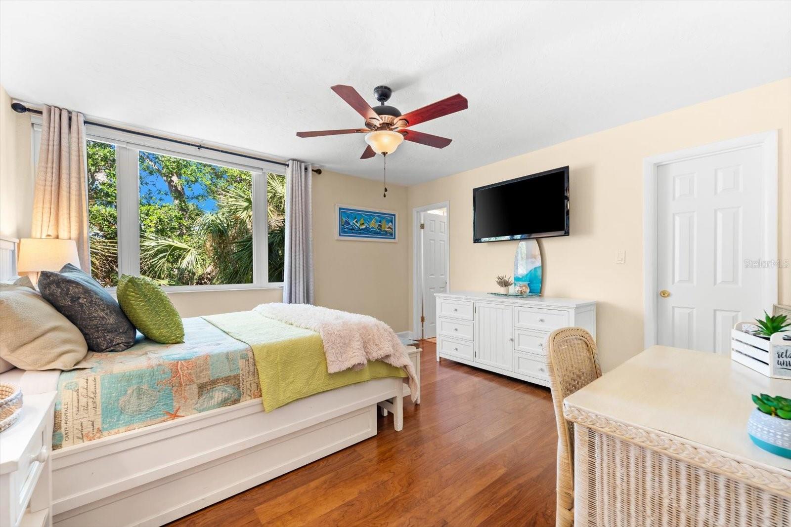 6451 ELMWOOD AVE #H, SARASOTA, FL, 34231
