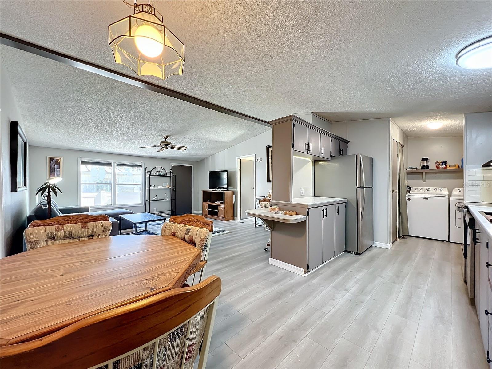 13426 PALM DR, ASTATULA, FL, 34705