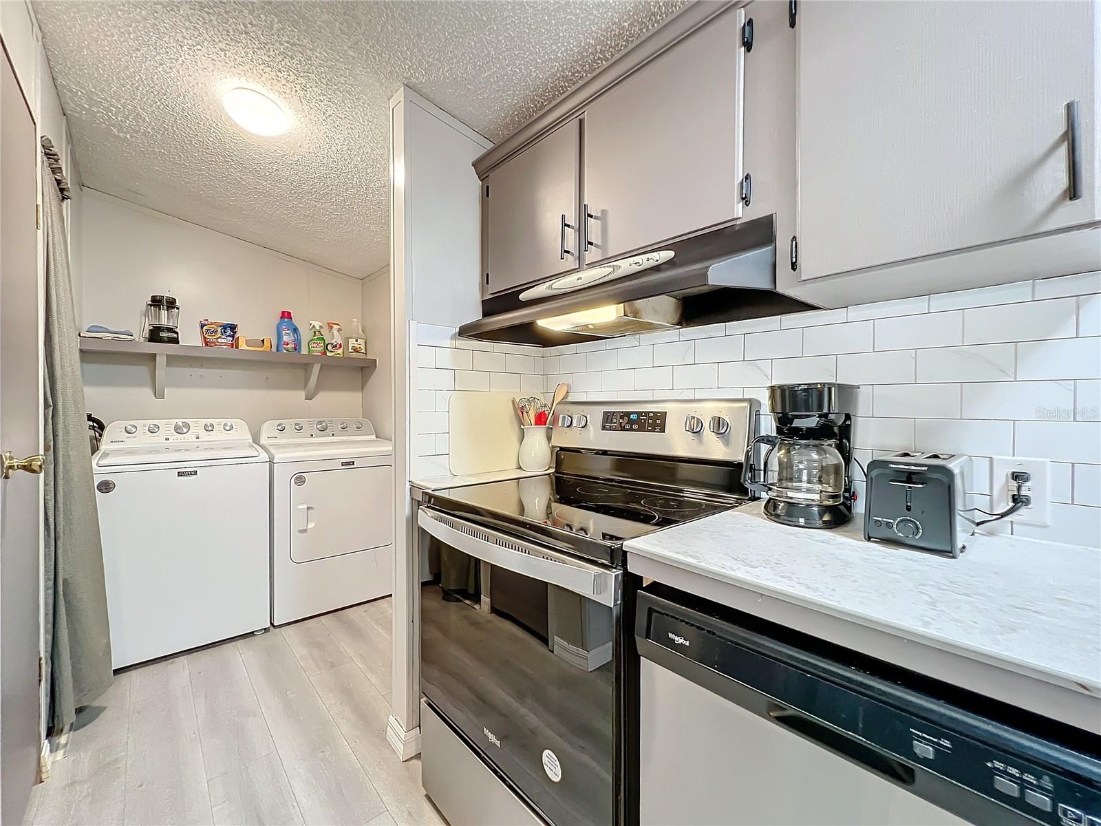 13426 PALM DR, ASTATULA, FL, 34705