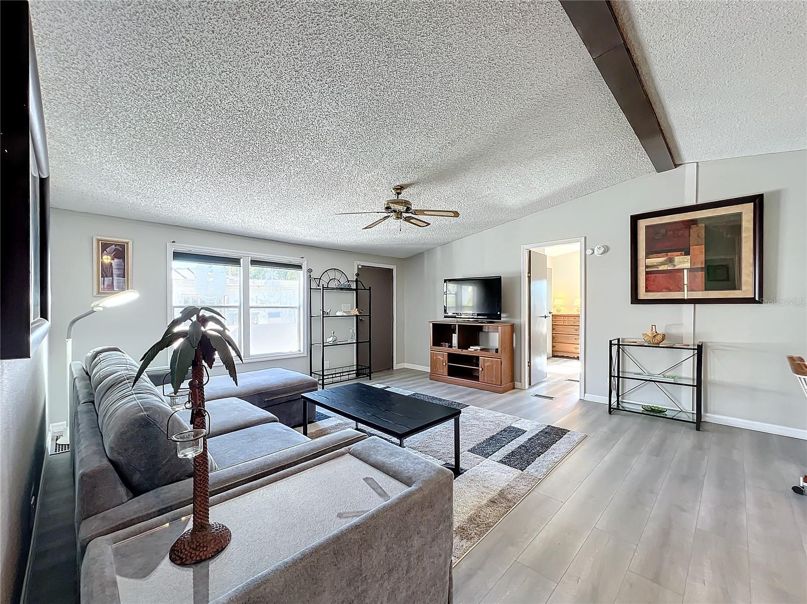 13426 PALM DR, ASTATULA, FL, 34705