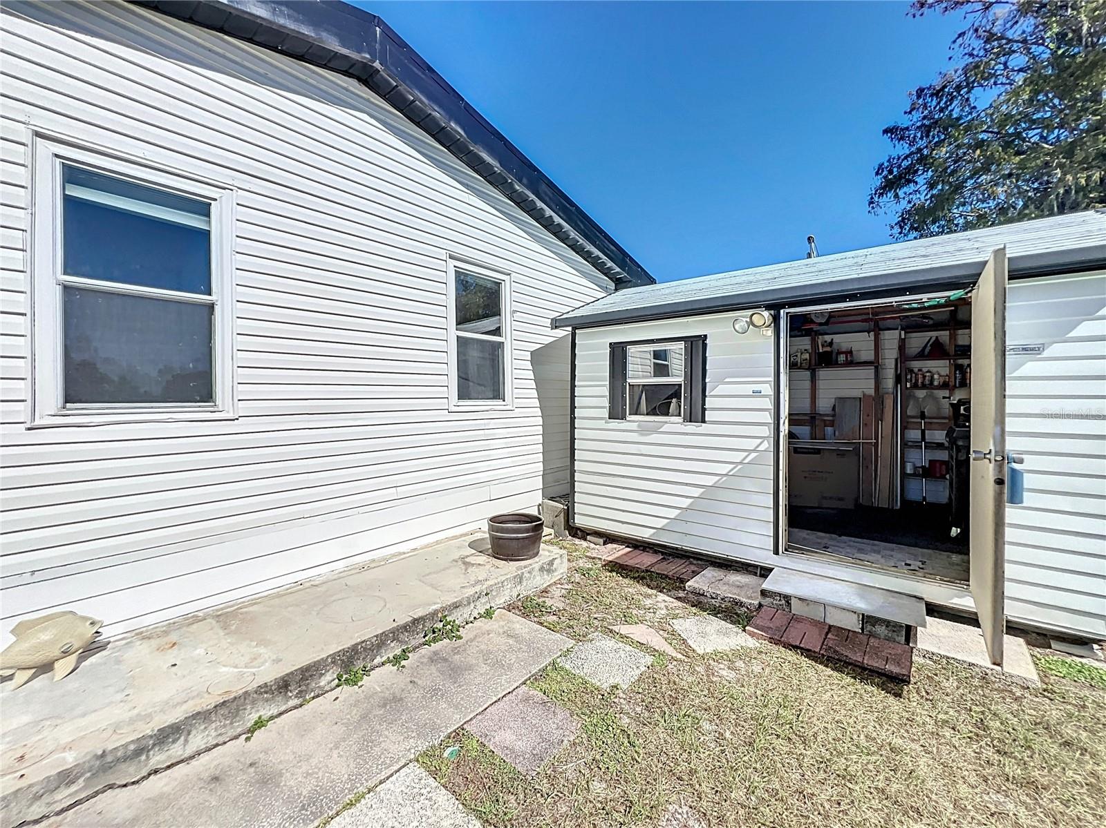 13426 PALM DR, ASTATULA, FL, 34705