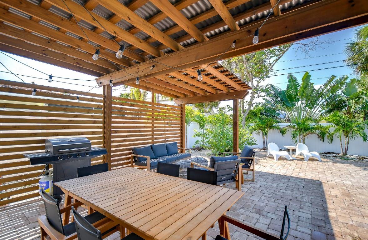 220 45TH AVE, ST PETE BEACH, FL, 33706