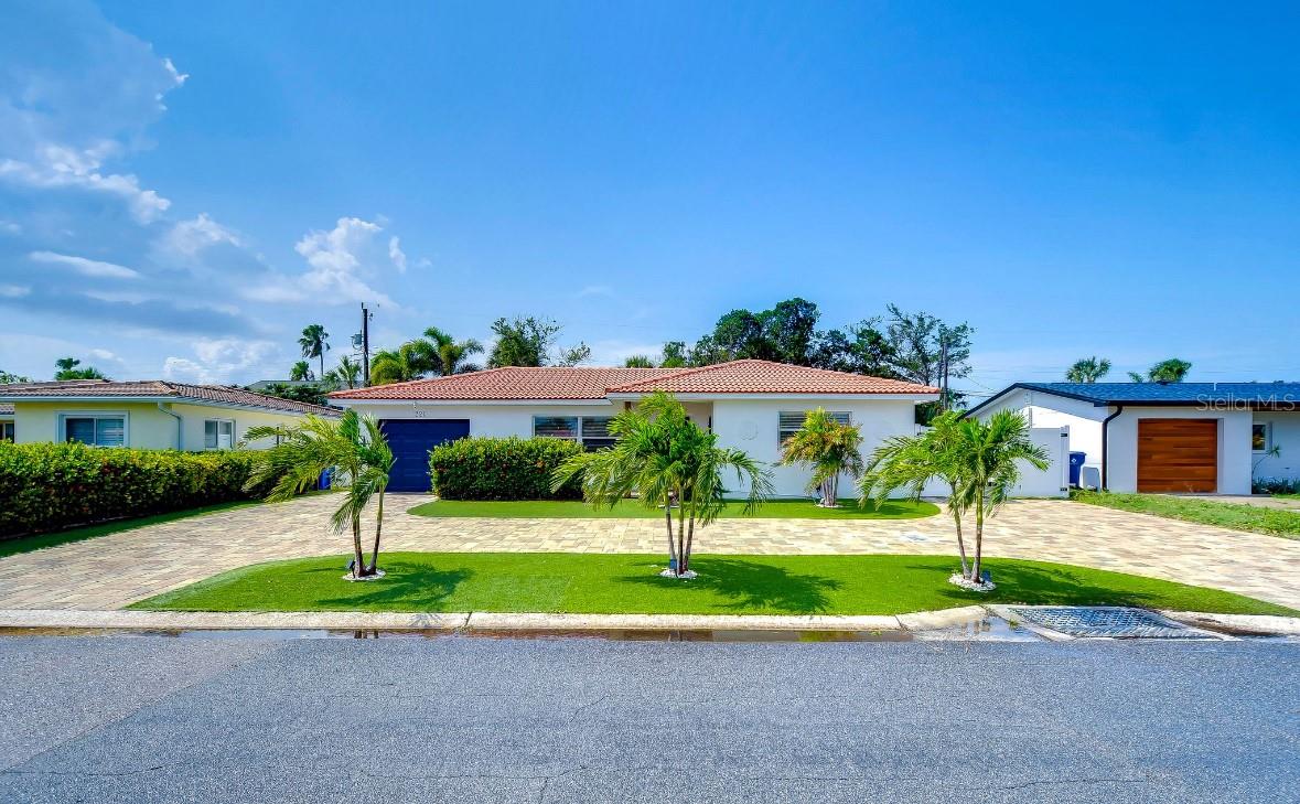 220 45TH AVE, ST PETE BEACH, FL, 33706