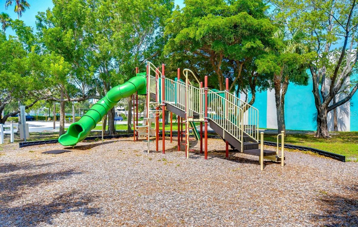 220 45TH AVE, ST PETE BEACH, FL, 33706