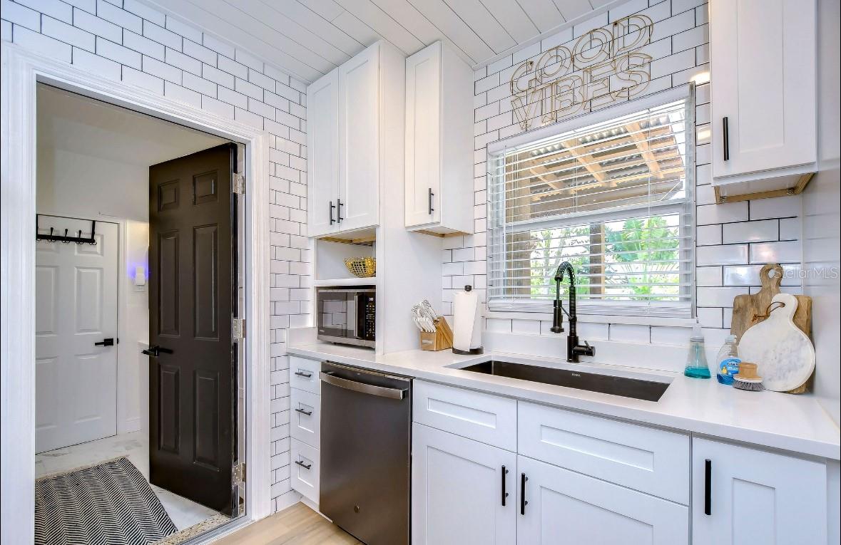 220 45TH AVE, ST PETE BEACH, FL, 33706
