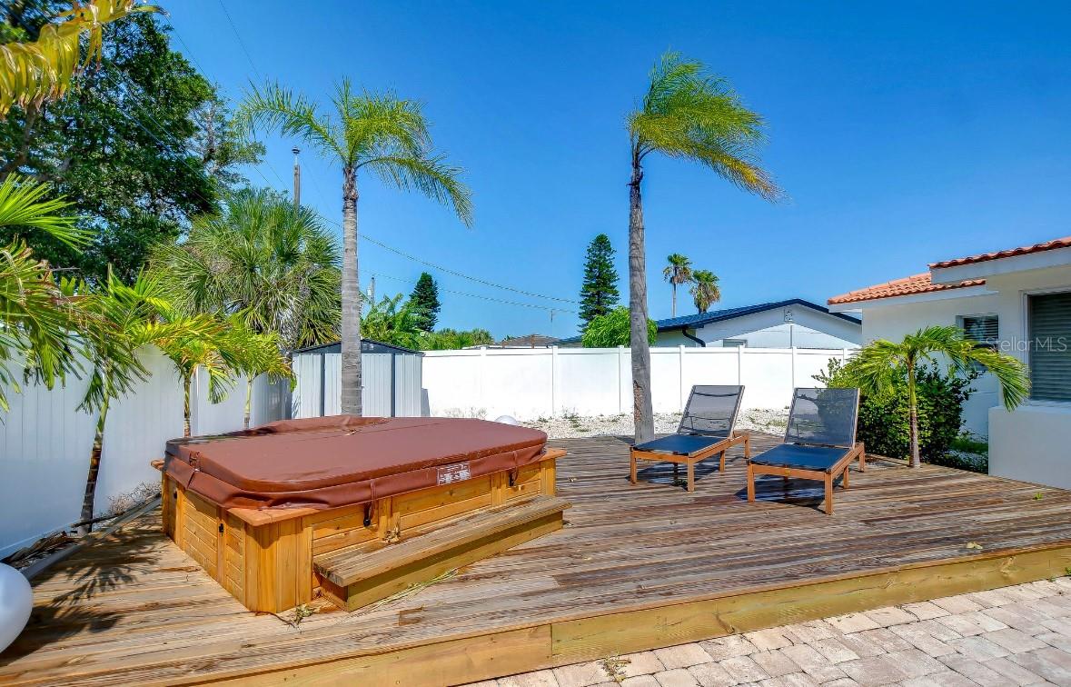 220 45TH AVE, ST PETE BEACH, FL, 33706