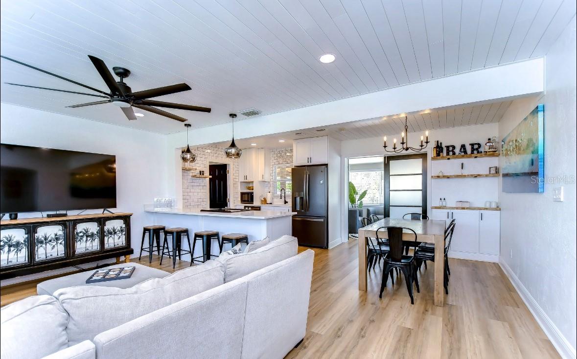 220 45TH AVE, ST PETE BEACH, FL, 33706