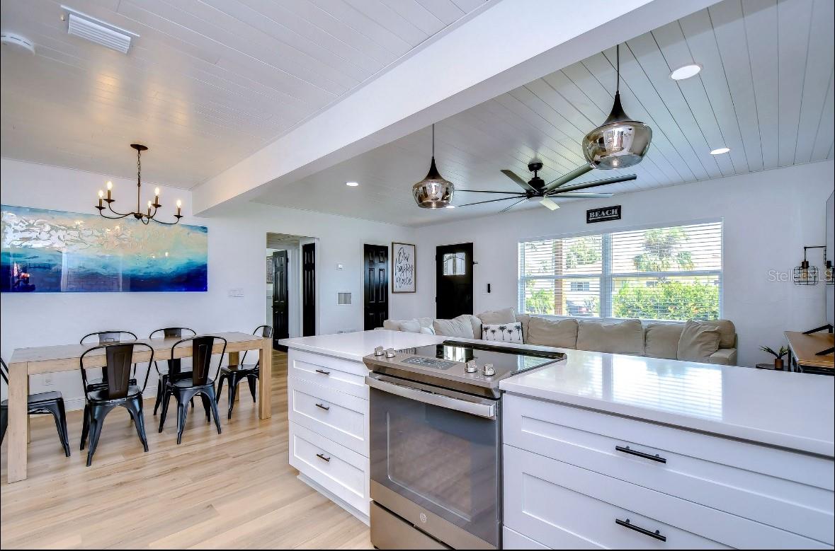 220 45TH AVE, ST PETE BEACH, FL, 33706