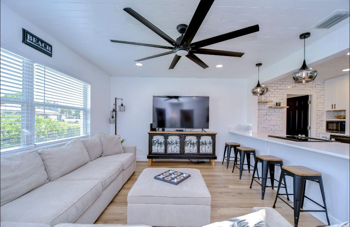 220 45TH AVE, ST PETE BEACH, FL, 33706