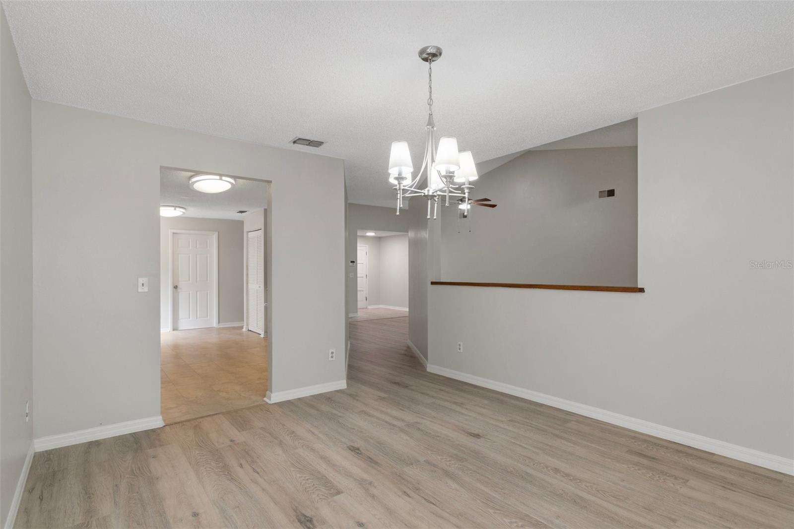 11315 N OLA AVE, TAMPA, FL, 33612