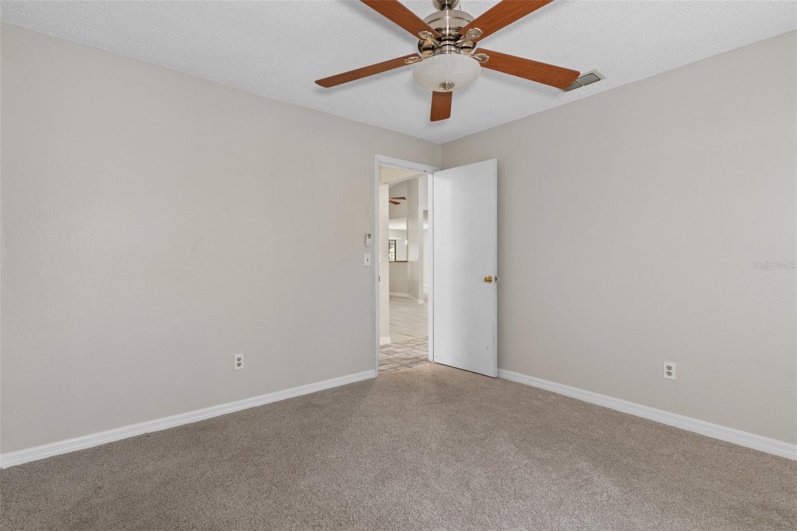 11315 N OLA AVE, TAMPA, FL, 33612