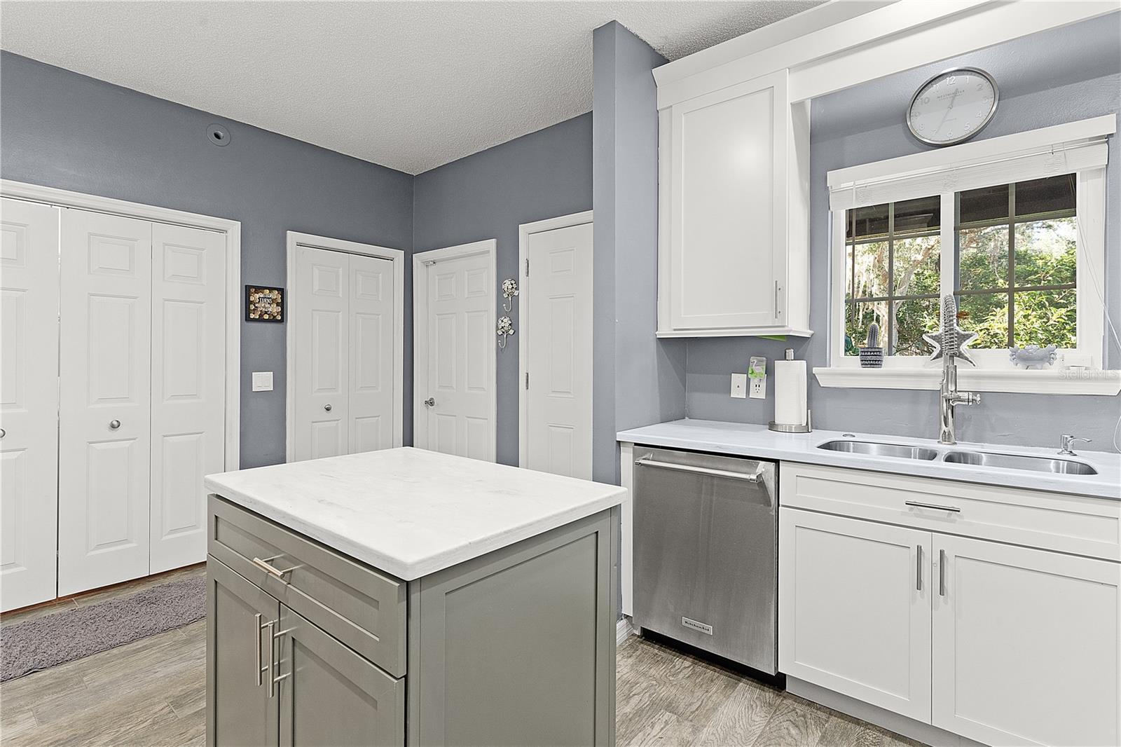 1239 AVENIDA DE LAS CASAS, THE VILLAGES, FL, 32159