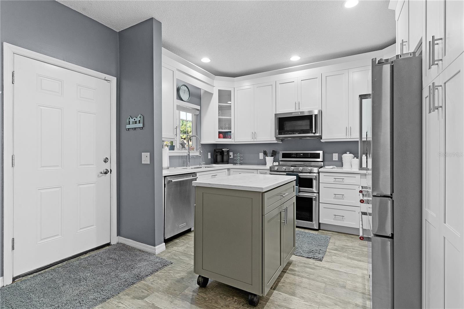 1239 AVENIDA DE LAS CASAS, THE VILLAGES, FL, 32159