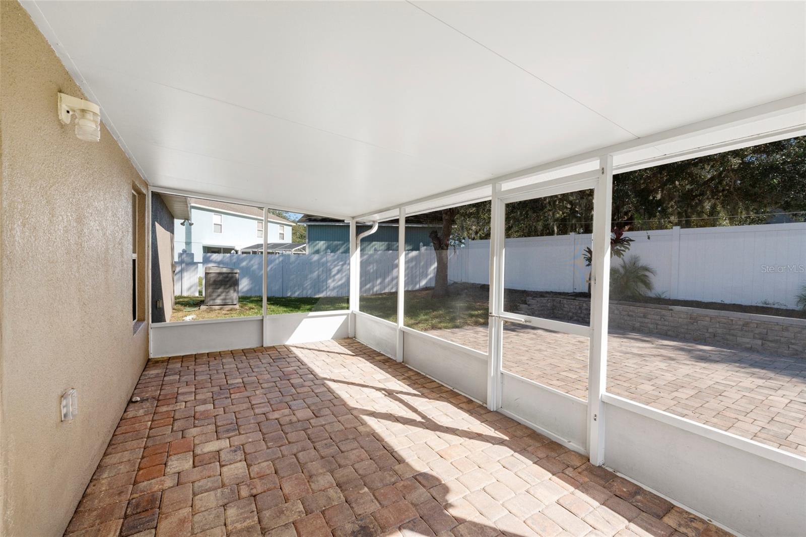 1032 TAWNY EAGLE DR, GROVELAND, FL, 34736