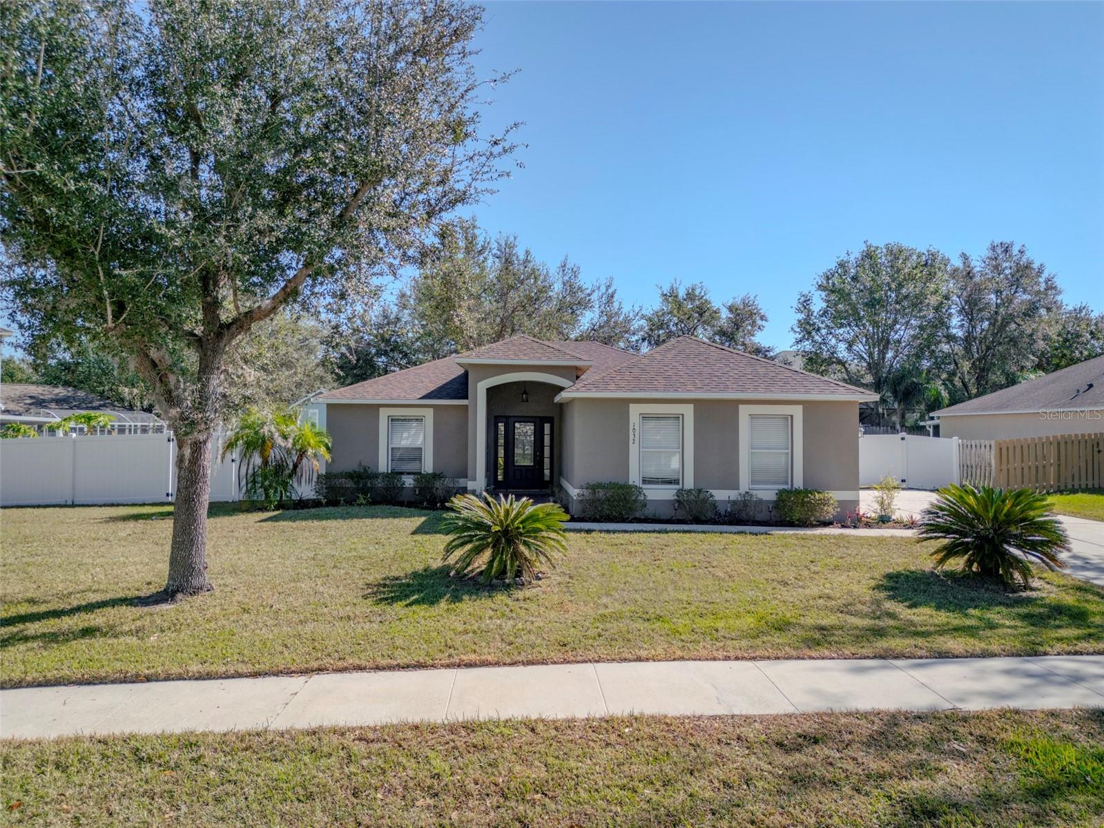 1032 TAWNY EAGLE DR, GROVELAND, FL, 34736