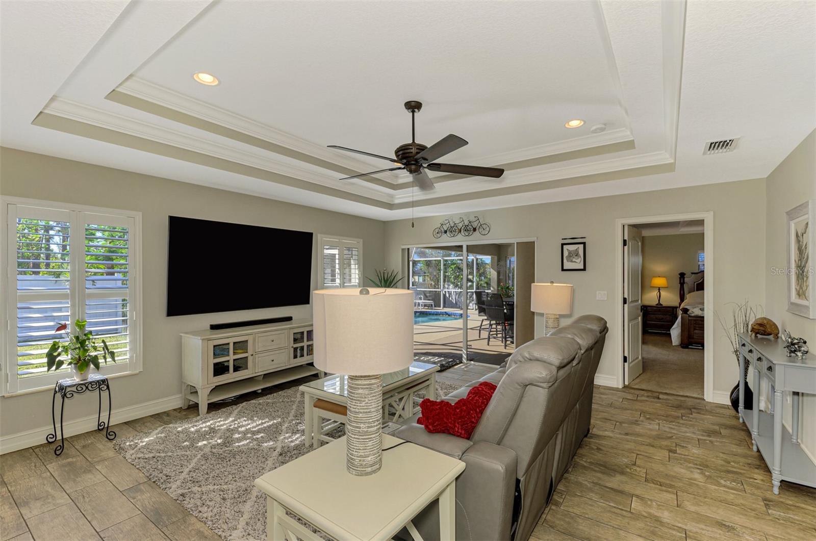 7027 MINEOLA RD, ENGLEWOOD, FL, 34224