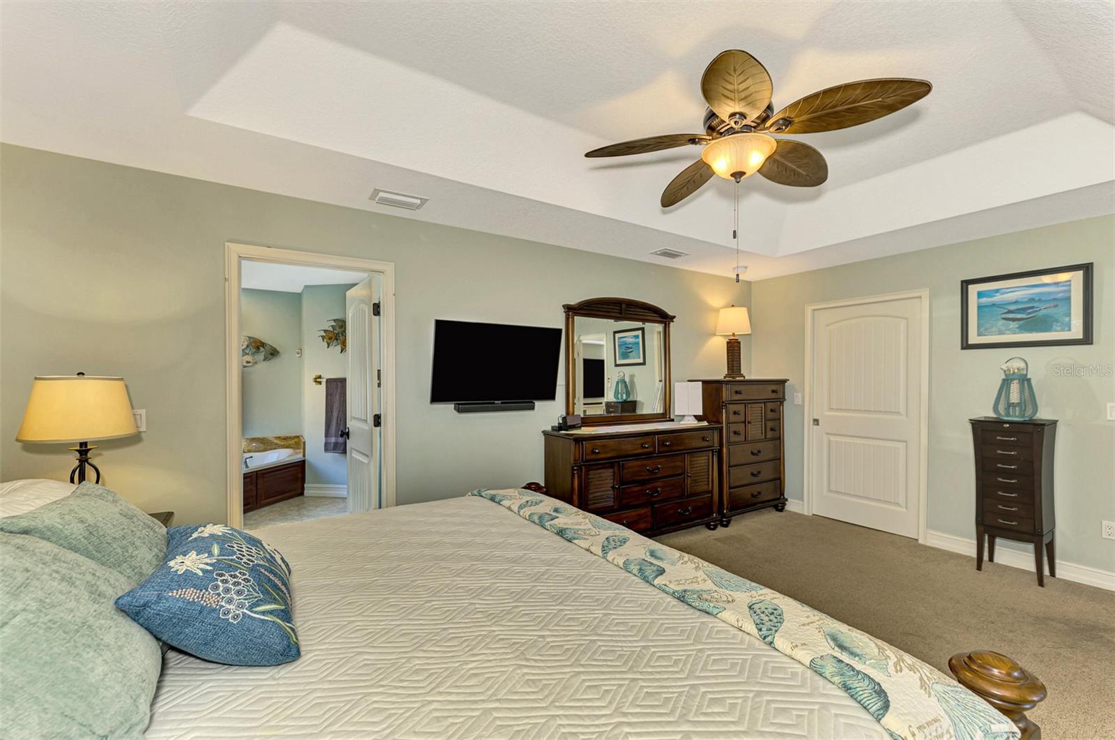 7027 MINEOLA RD, ENGLEWOOD, FL, 34224
