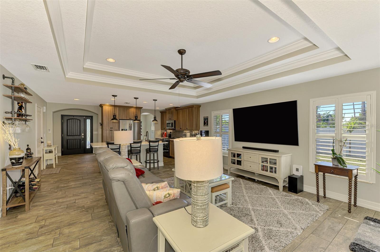 7027 MINEOLA RD, ENGLEWOOD, FL, 34224
