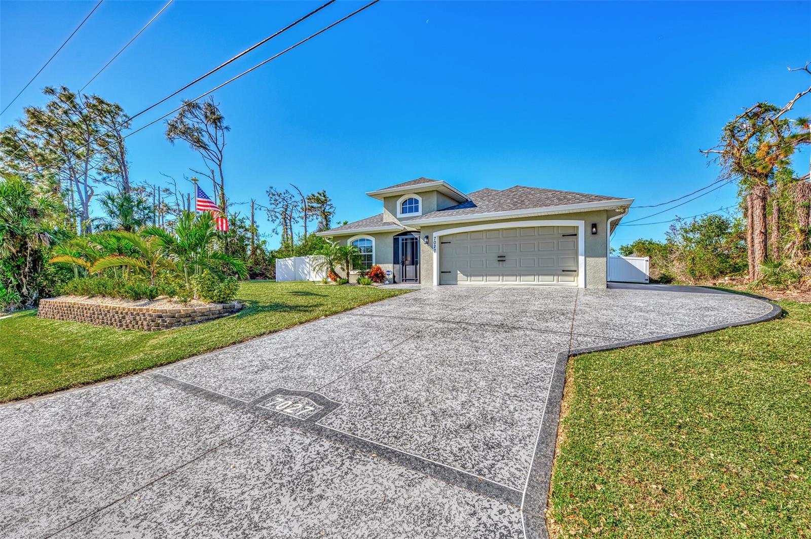 7027 MINEOLA RD, ENGLEWOOD, FL, 34224