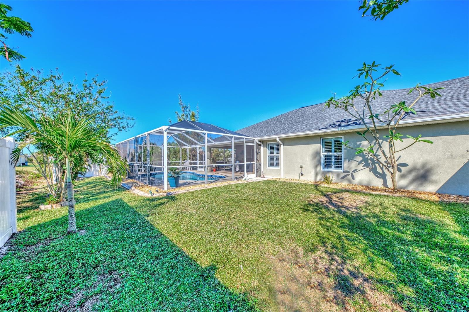 7027 MINEOLA RD, ENGLEWOOD, FL, 34224