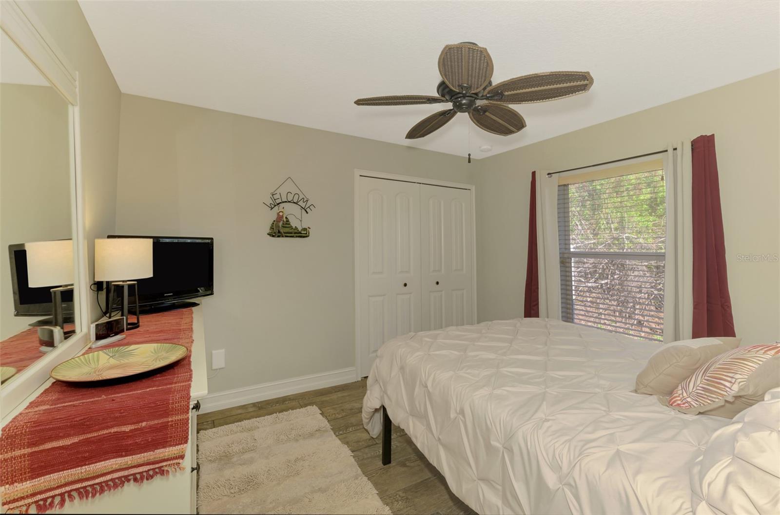 7027 MINEOLA RD, ENGLEWOOD, FL, 34224