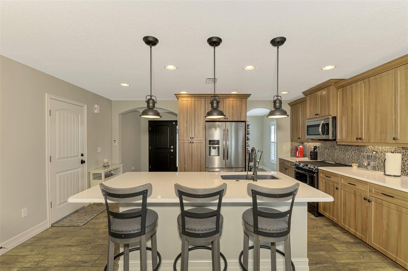 7027 MINEOLA RD, ENGLEWOOD, FL, 34224
