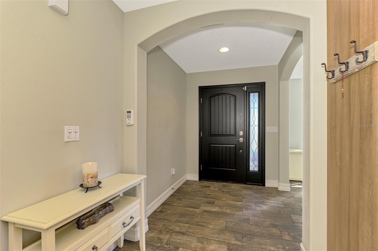 7027 MINEOLA RD, ENGLEWOOD, FL, 34224