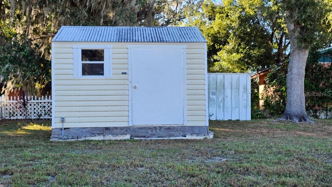 711 EDGEWATER DR, INVERNESS, FL, 34453