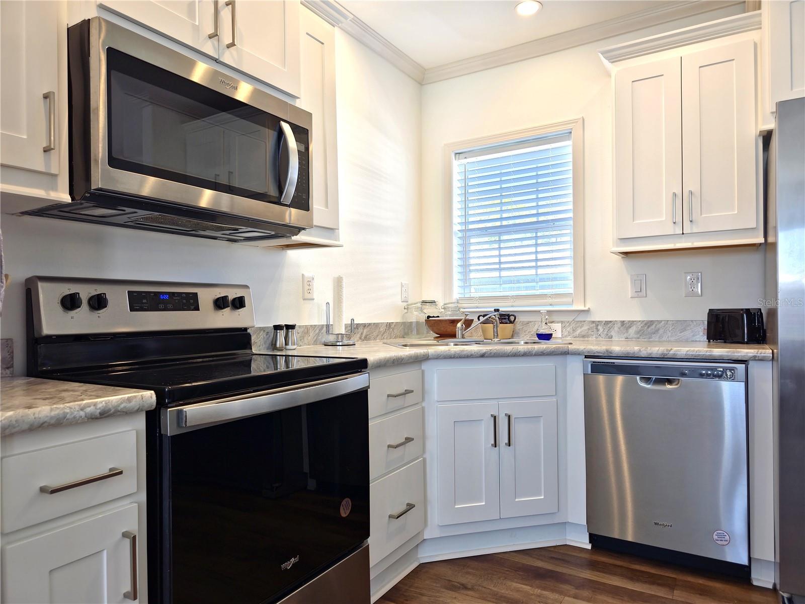 7085 FAIRVIEW VILLAGE CIR, WINTER HAVEN, FL, 33881