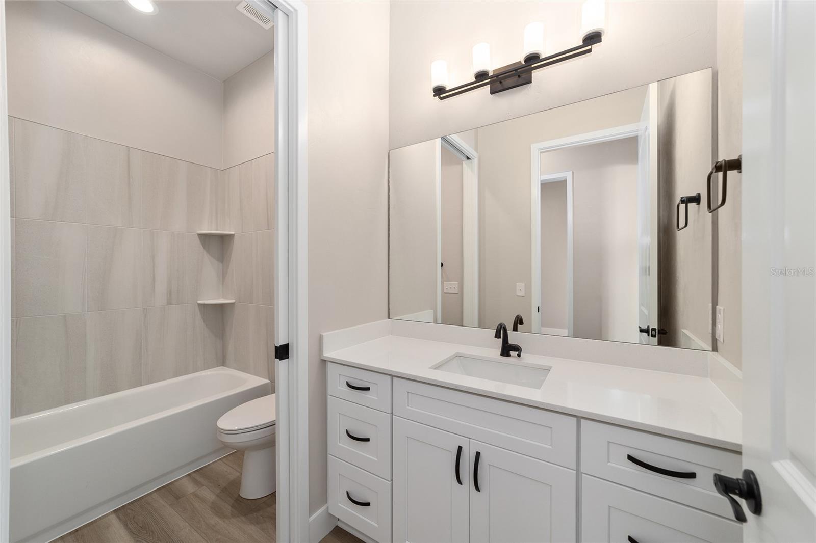 1069 NW 132ND BLVD, NEWBERRY, FL, 32669