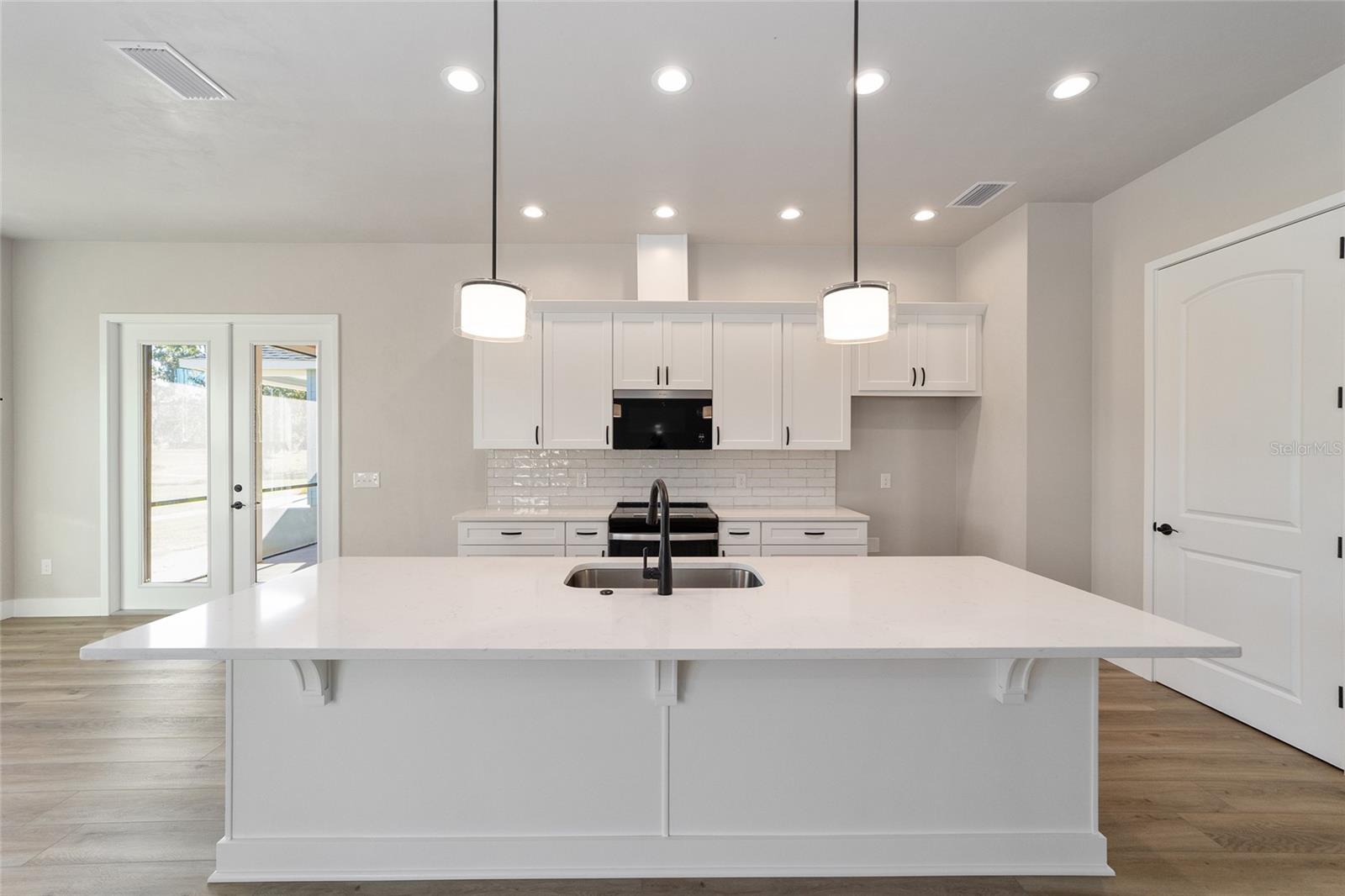 1069 NW 132ND BLVD, NEWBERRY, FL, 32669