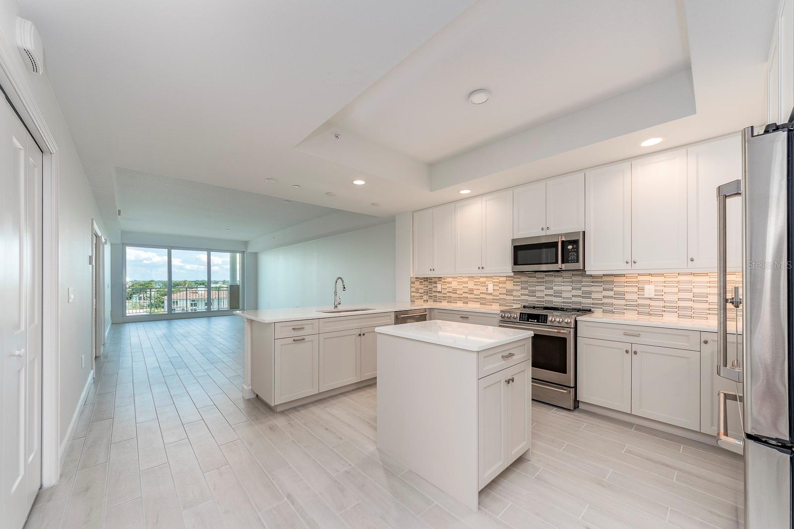 125 ISLAND WAY #504, CLEARWATER BEACH, FL, 33767