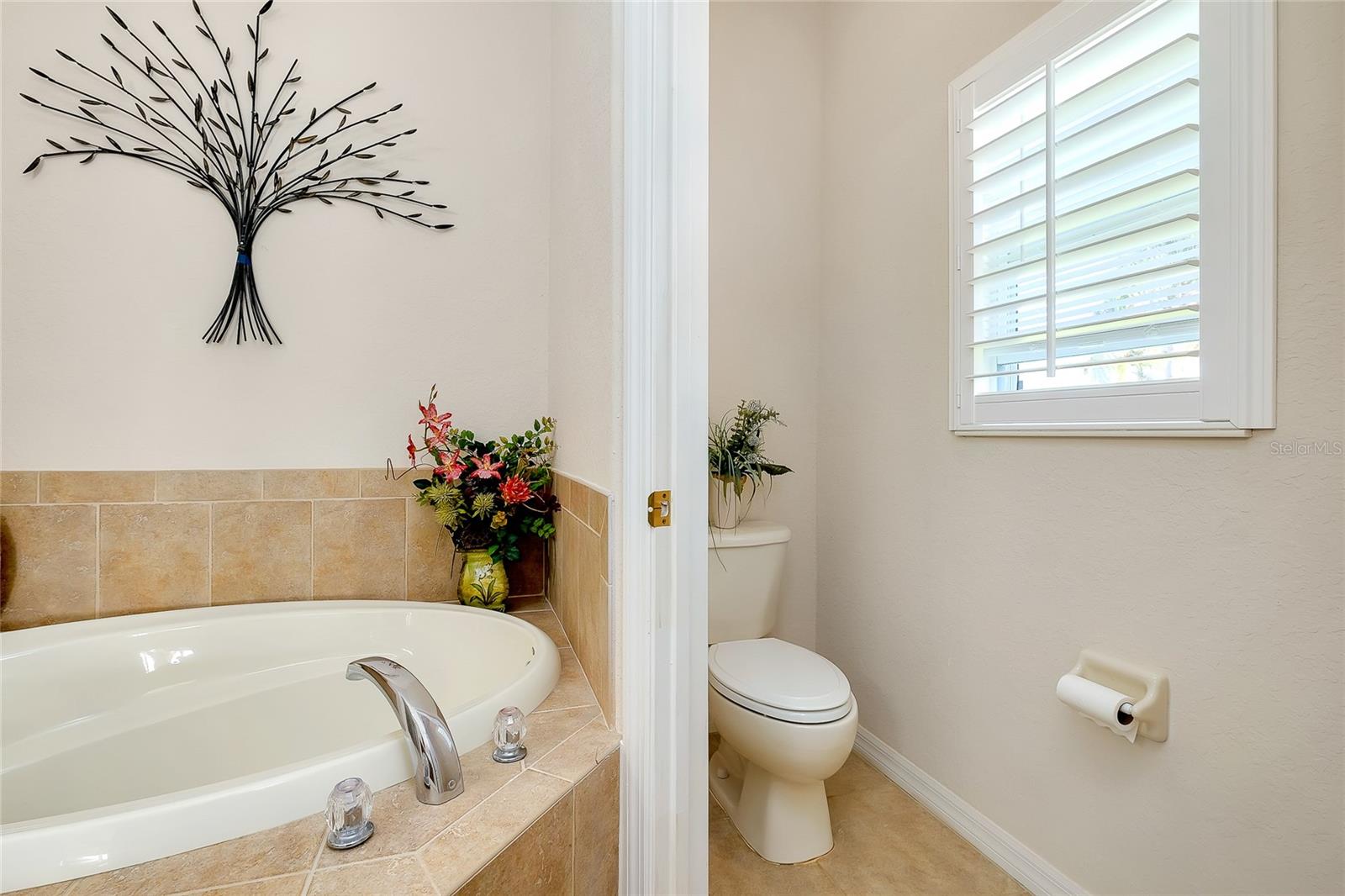 11394 DANCING RIVER DR, VENICE, FL, 34292