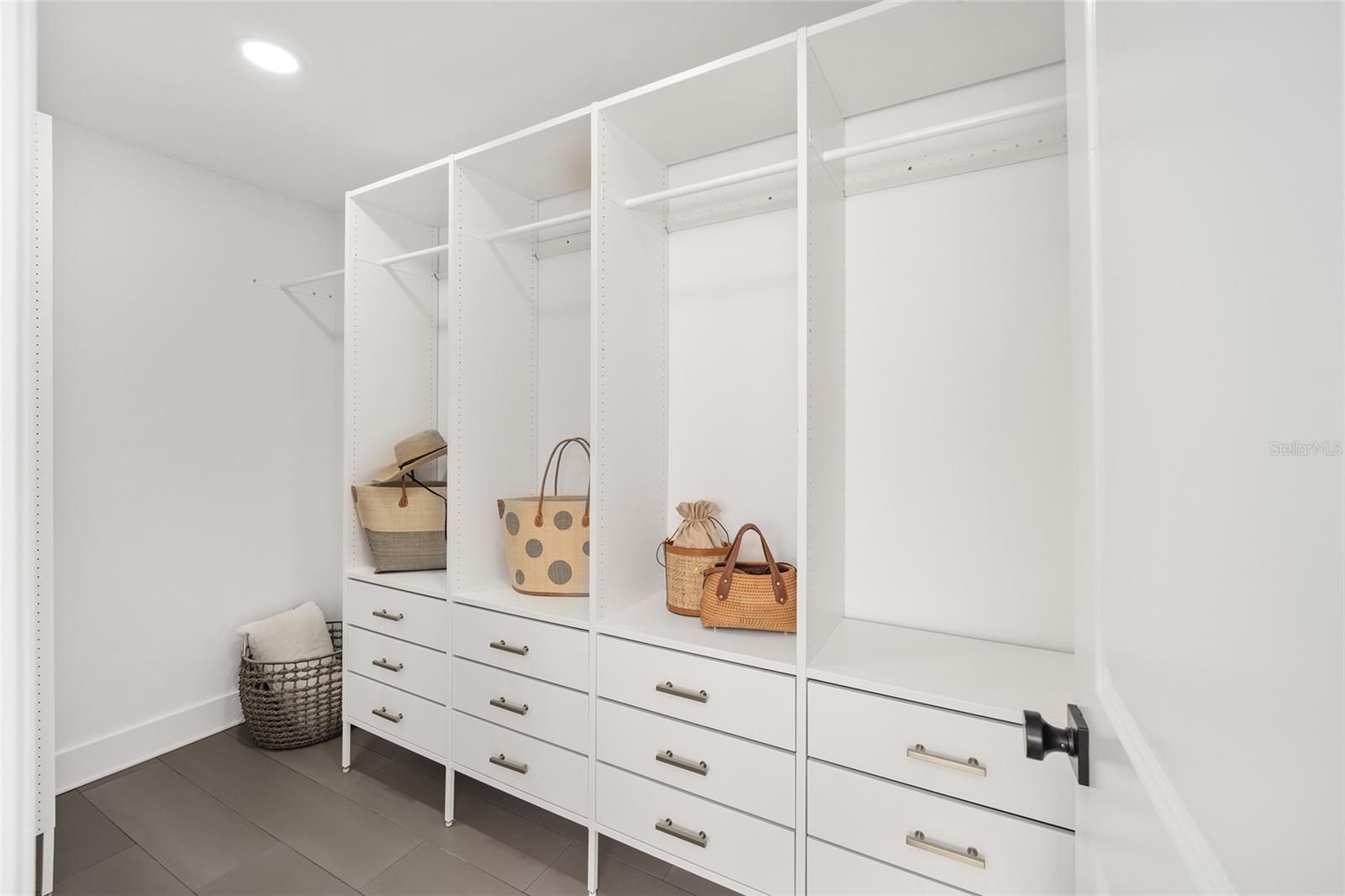 10555 W HIGHWAY 40, OCALA, FL, 34482